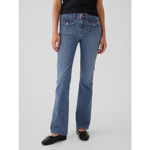 GAP Denim - GAP Mid Rise Baby Boot Jean Size 27/4R Light Wash Front Flap Pockets